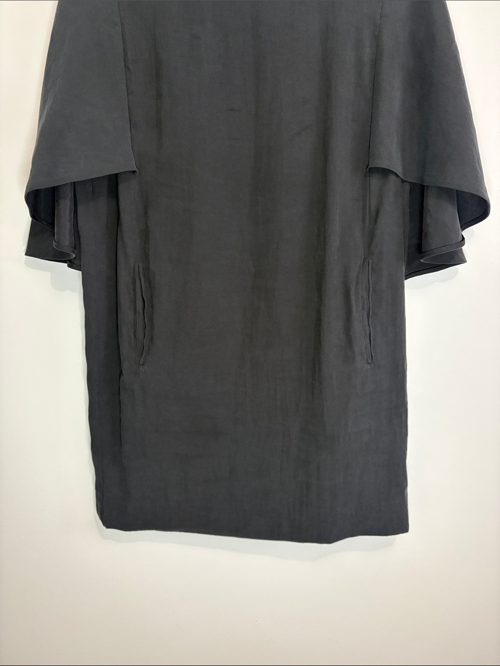 ❤️COS Washed Charcoal Gray Cape-Sleeve Shift Dress size US4 /EUR 34 - Picture 5 of 5